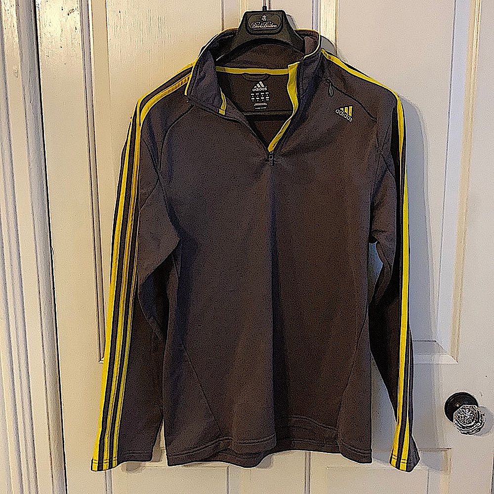 NWOT - Men’s Adidas pullover - Size M